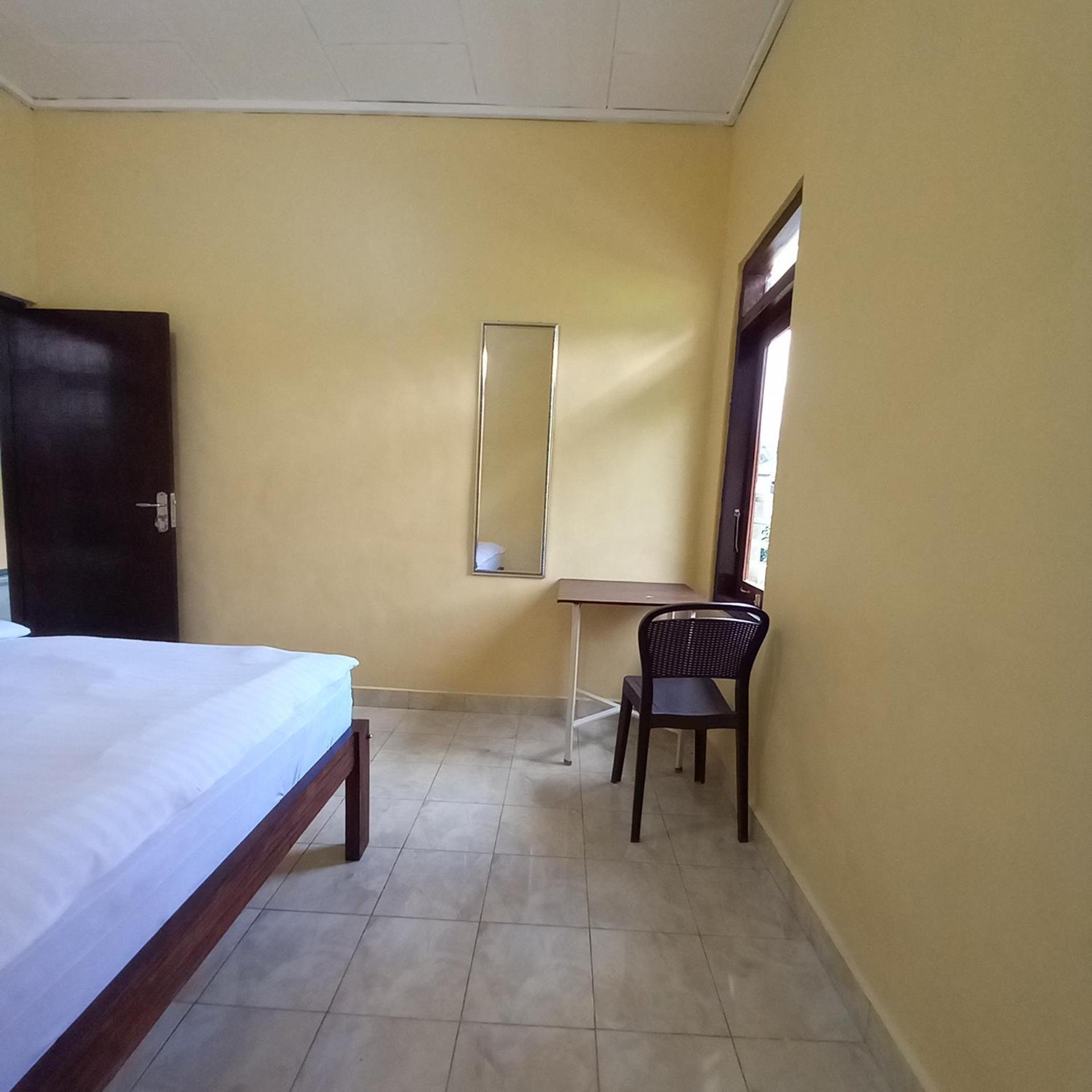 Tange Guest House Рутенг Стая снимка